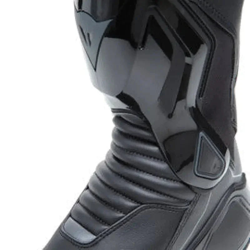 Stiefel Nexus 2